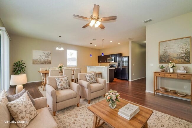 Building Photo - 1557 Regent Ct