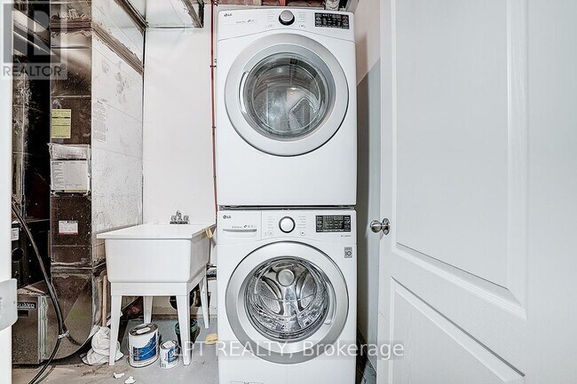 Photo du bâtiment - 84 William Saville St.