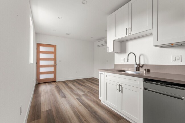 Foto del interior - 7634 Hampton Ave