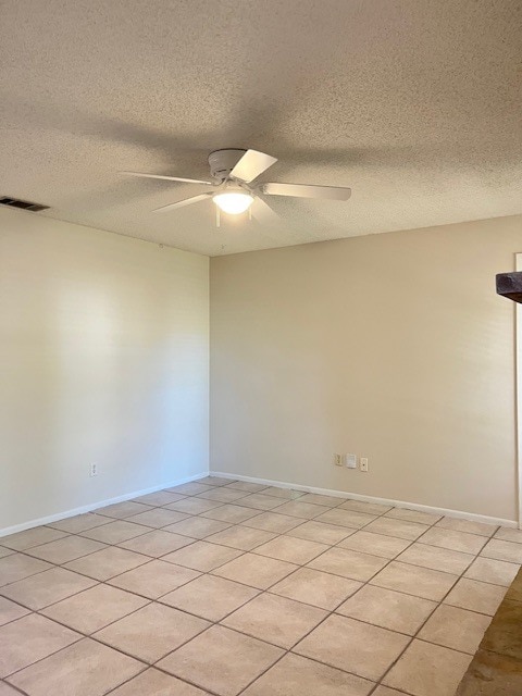 Foto del edificio - 1821 Oak St