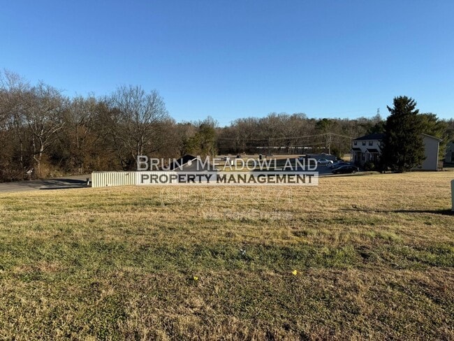 Building Photo - 1805 Meadowland Ln