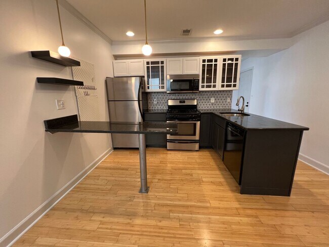 Foto del edificio - Charming 2BR/1.5BA near Gallaudet University!