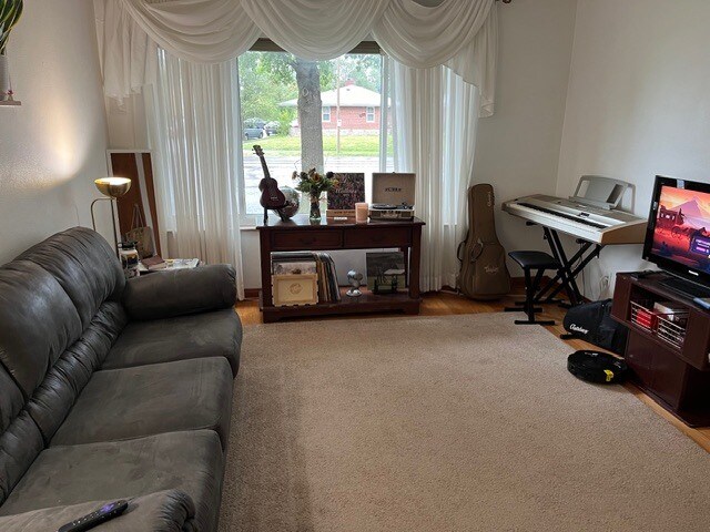 Foto del edificio - 4609 Jamieson Ave