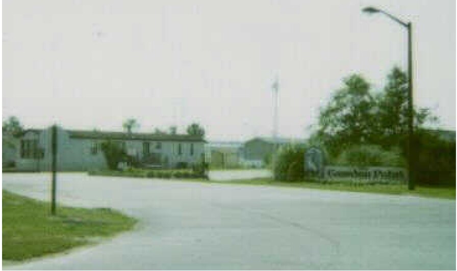 Camden Point Mobile Home Park Apartments in Kingsland, GA