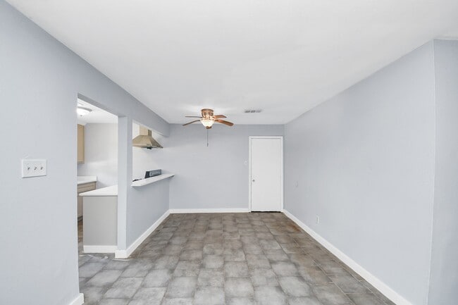 Building Photo - 3232 Scotch Moss Ln