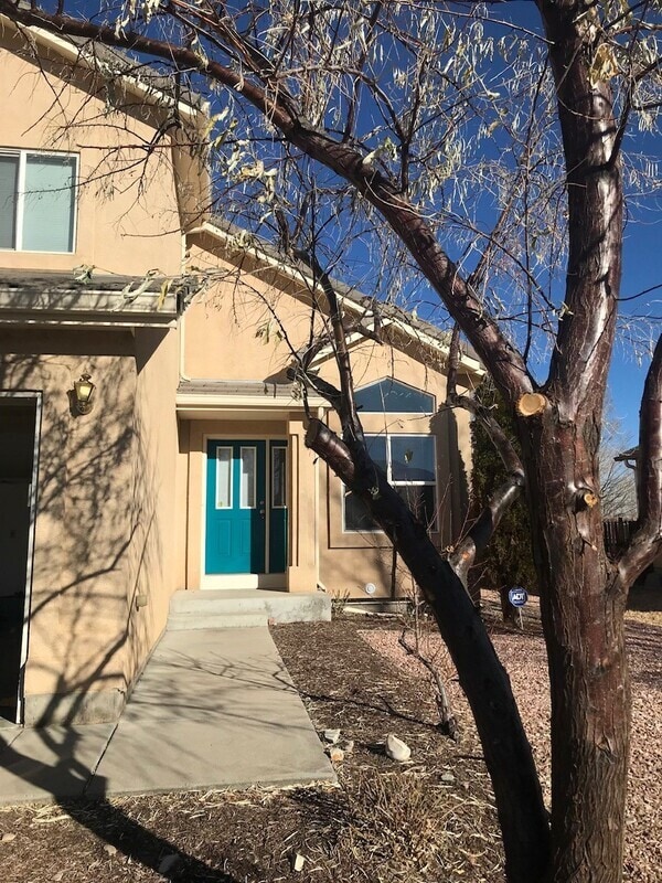 Foto del edificio - 716 Harvest Field Way
