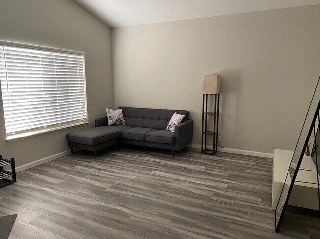 Foto del edificio - 1143 Greene Terrace