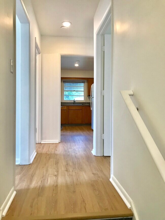 Foto del edificio - 2820 NE Halsey St