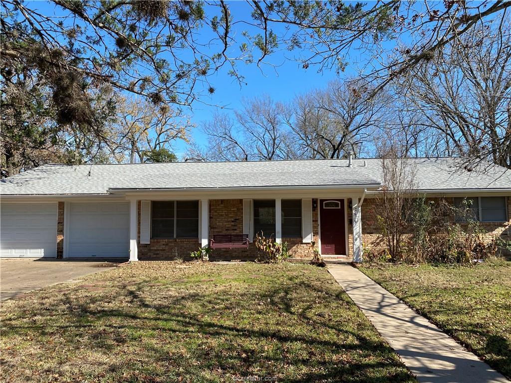 Primary Photo - 2405 Wayside Dr