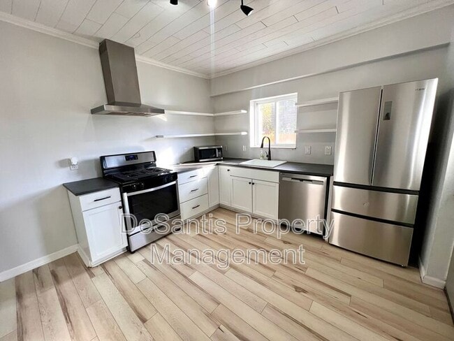 Foto del edificio - 210 18th St