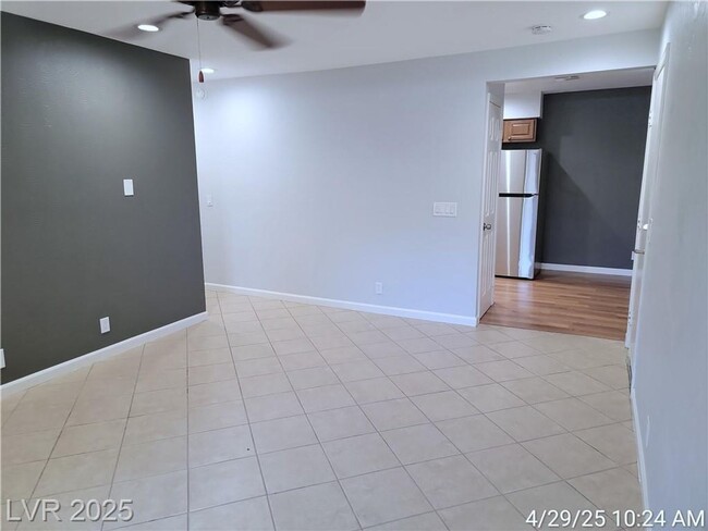 Building Photo - Charming 1-Bed Condo in Desert Shores Vill...