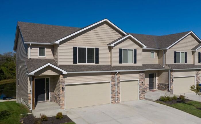 Primary Photo - 3Bd/3.5Ba Townhome & 2-Car Garage!