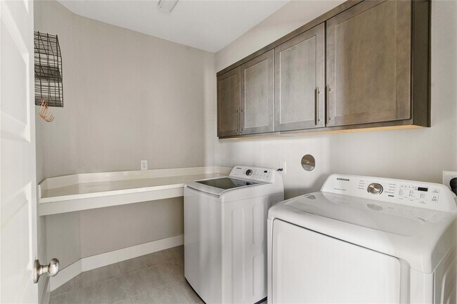 Building Photo - 4702 Cold Stream Ct