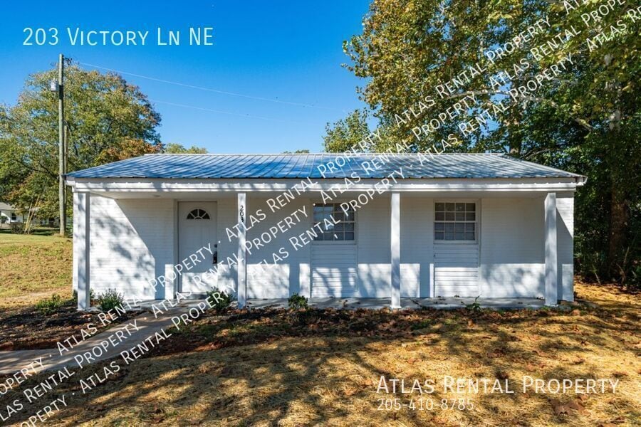 Primary Photo - 203 Victory Ln NE