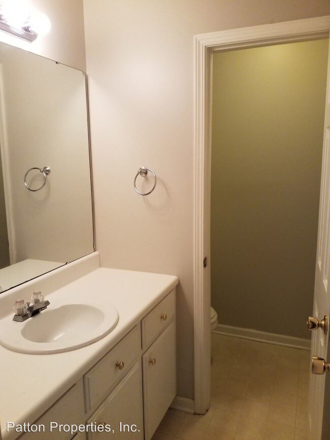 Foto del edificio - 104 Winterberry Ln