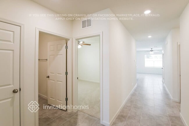 Building Photo - 533 Seaspray Dr
