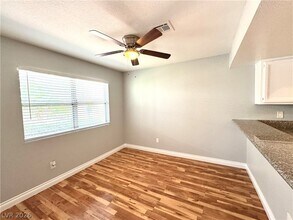 Building Photo - 6250 W Flamingo Rd