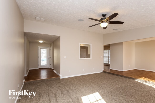 Building Photo - 880 Hounds Ridge Ct