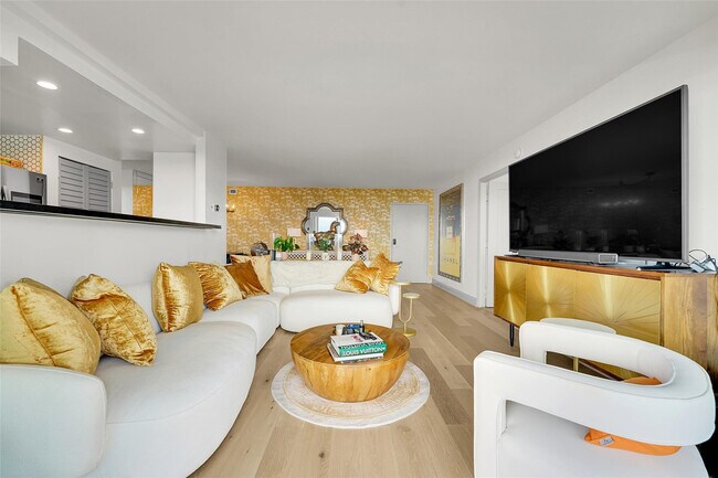 Foto del edificio - 2841 N Ocean Blvd