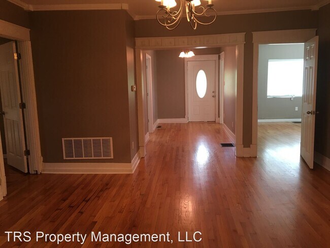 Building Photo - 3 br, 2 bath House - 7641 Henderson Rd