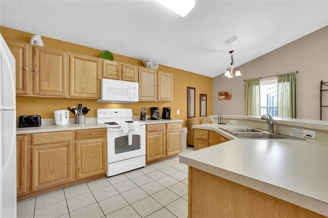 Building Photo - 213 Moorgate Dr