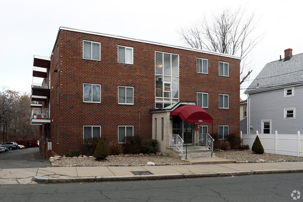 95 Clifton St, Malden, MA 02148 Apartments in Malden, MA