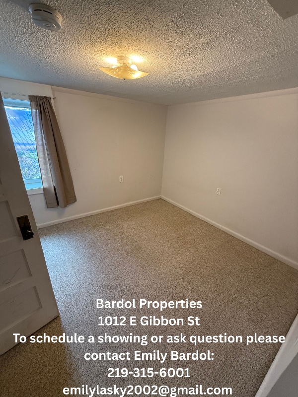 Building Photo - 1012 E Gibbon St