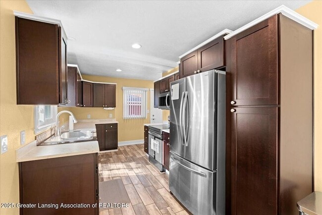 Building Photo - 2353 Hulett Rd