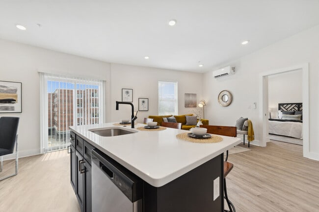 Photo - 6832 Ridge Ave Apartment