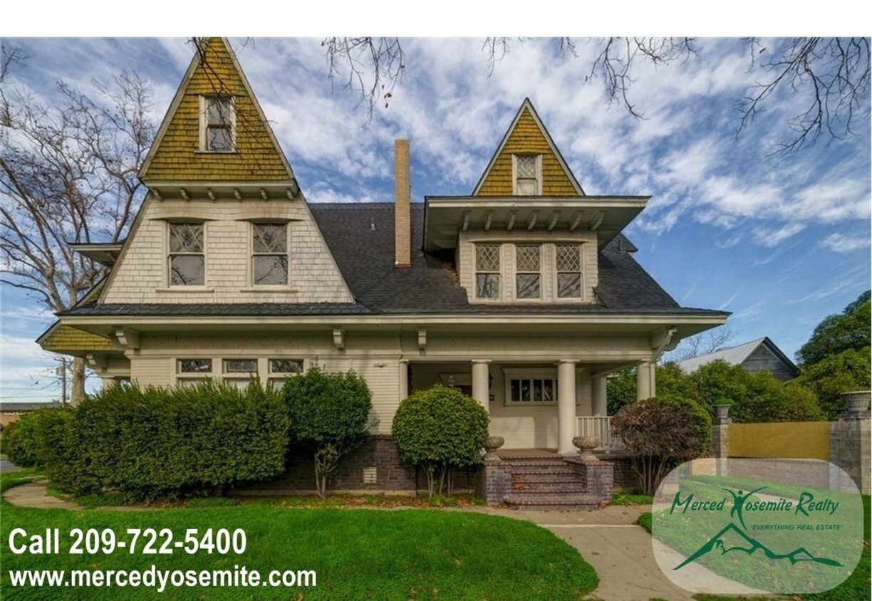 6 br, 3.5 bath House 2306 K St. House for Rent in Merced, CA