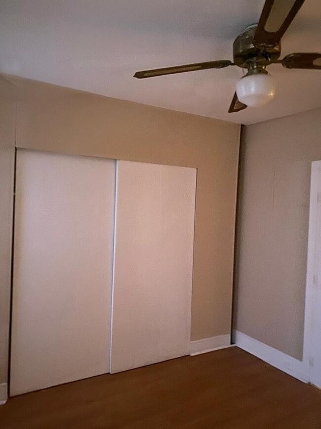 Building Photo - 3BD/1BA West Philadelphia Home Available NOW!