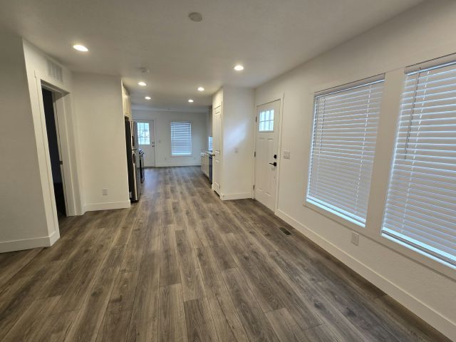 Foto del edificio - 4650 E Carey Ave