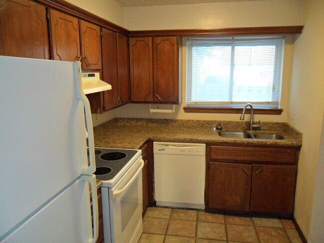 Foto del edificio - Very nice 2 bedroom 2.5 bath condo with PO...