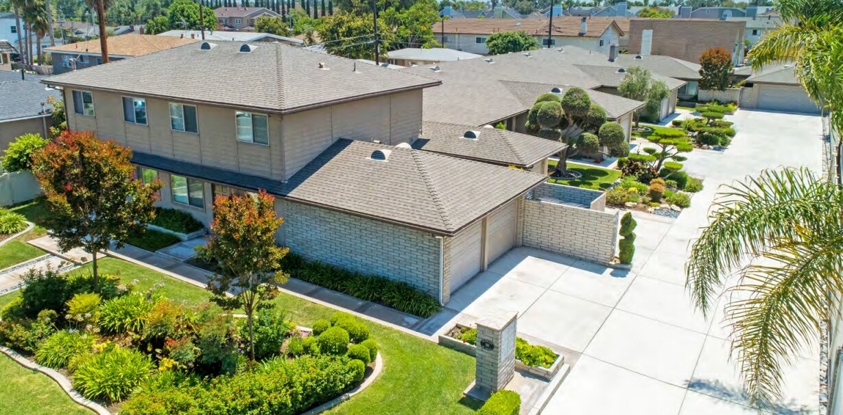 Building Photo - 181 Del Mar Ave