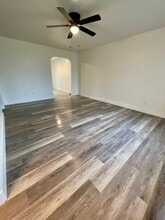 Building Photo - 313 N Riverside Dr