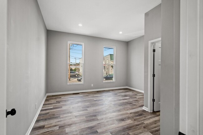 Foto del edificio - 835 Isabella St