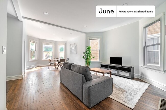 Building Photo - Room in Shared 4 bed/2 bath home