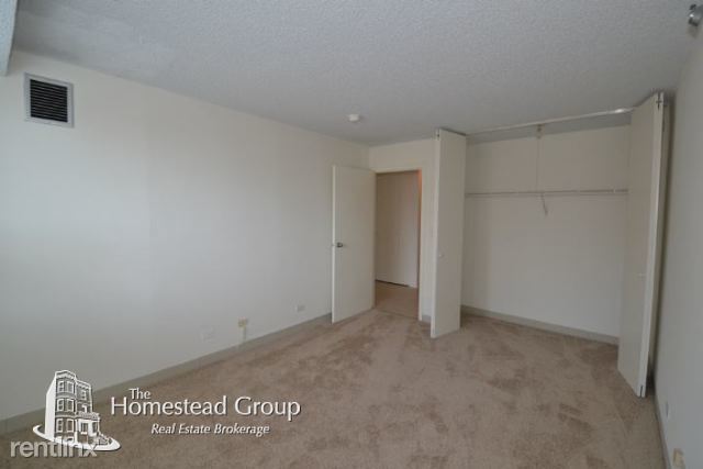 Building Photo - 1133 N Dearborn St