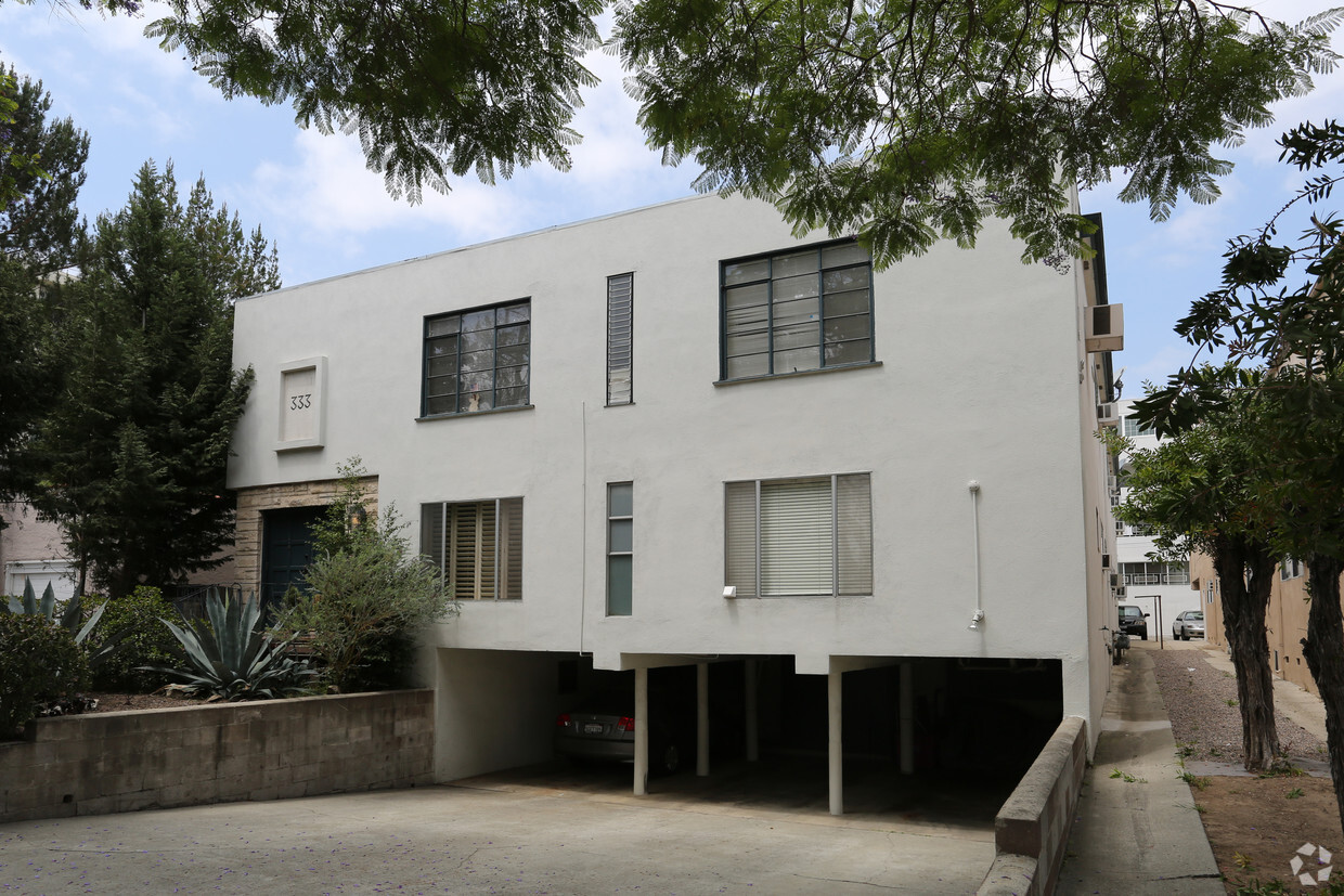 Foto principal - 333 N Oakhurst Dr