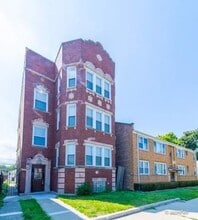 Building Photo - 7806 S Winchester Ave