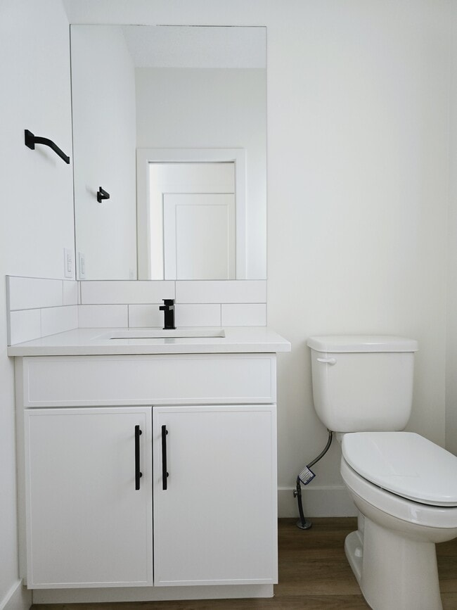 Building Photo - 10050-10115 115 Ave NW