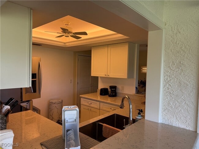 Foto del edificio - 5965 Trailwinds Dr
