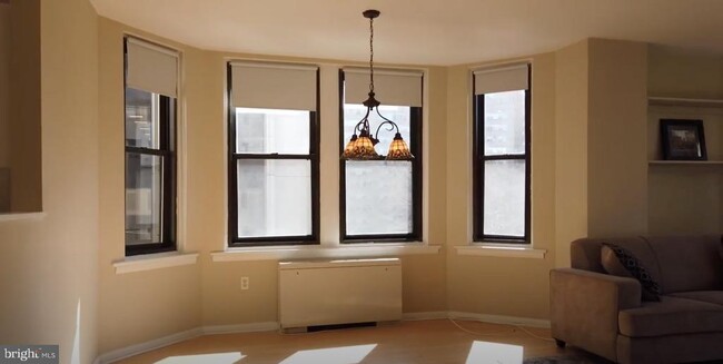 Foto del edificio - 135 S 19th St