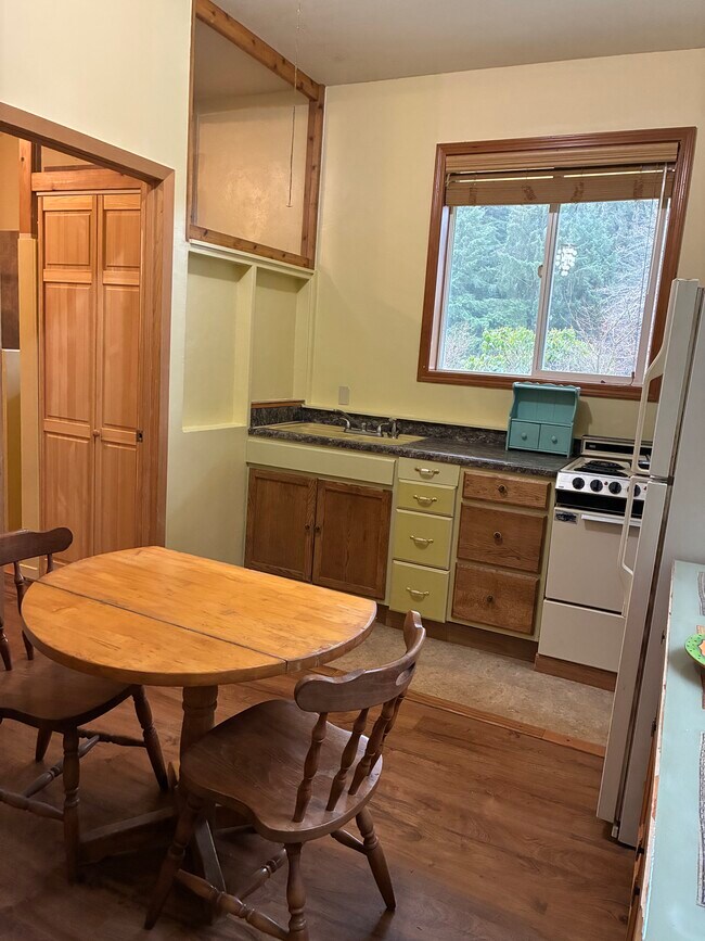 Foto del edificio - 4485 S Schooner Creek Rd