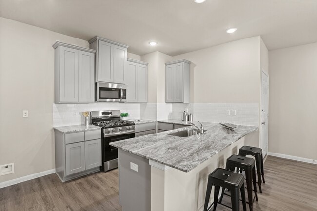 Building Photo - 3510 Lazy J Dr