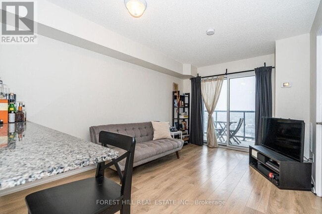 Photo du bâtiment - 1420 Dupont St