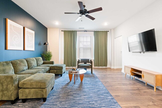 Foto del edificio - 1010 Falling Rock Pl