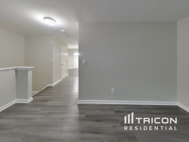 Foto del edificio - 1306 Sutler Terrace