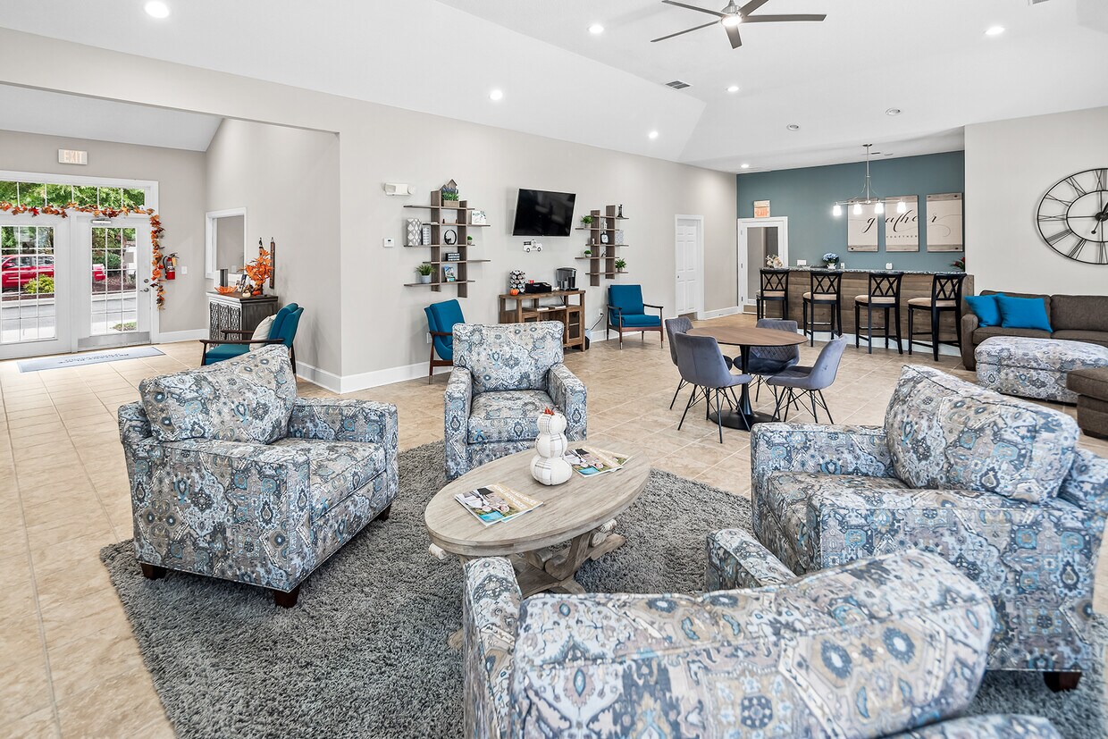 Foto principal - Brittany Place Hendersonville