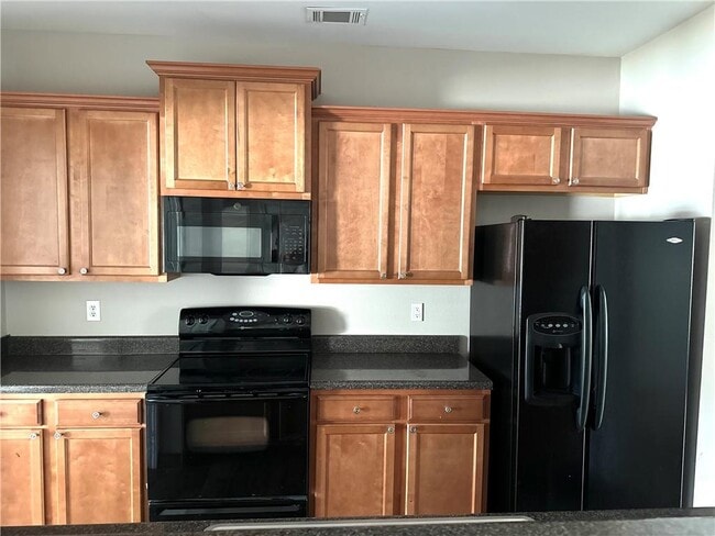 Foto del edificio - 140 Oakmont Dr